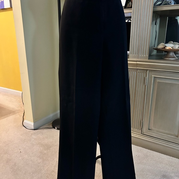 Black and cream pantsuit by Jones New York size 8 - Picture 5 of 5